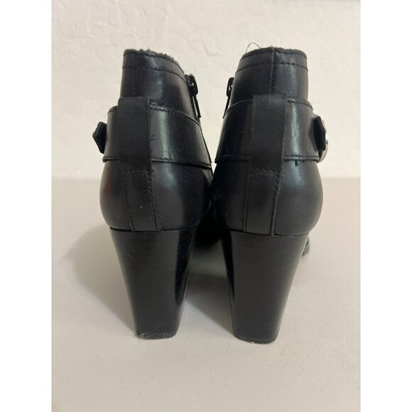 Marc Fisher Heeled Leather Bootie Silver Hardware Sz 8.5 - Picture 4 of 7